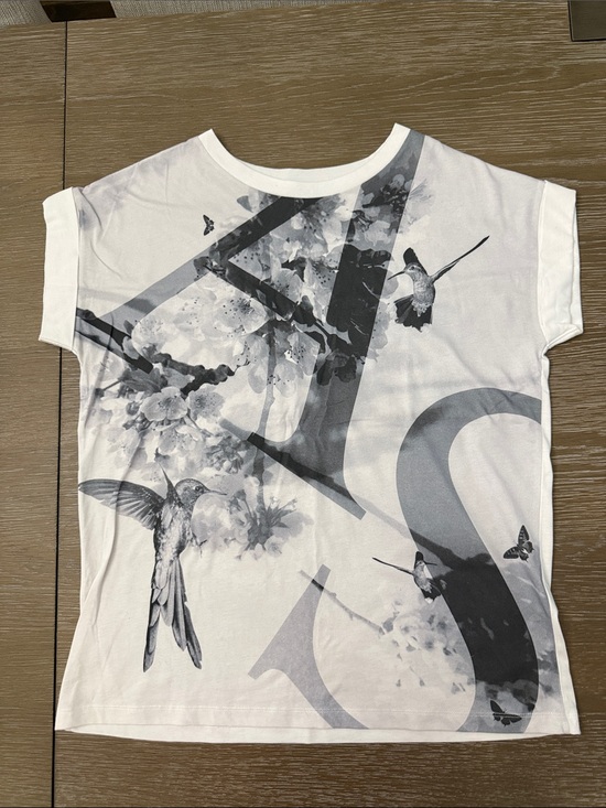 All Saints Tops - Like new all saints White Graphic Tee with Hummingbird Print M/L